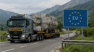 Convoy europeo de transporte excepcional moviendo carga industrial sobredimensionada entre países