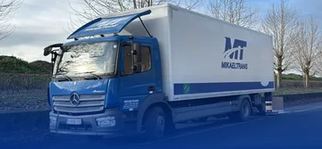 Transportista Camión Mercedes Atego en Gent Bélgica